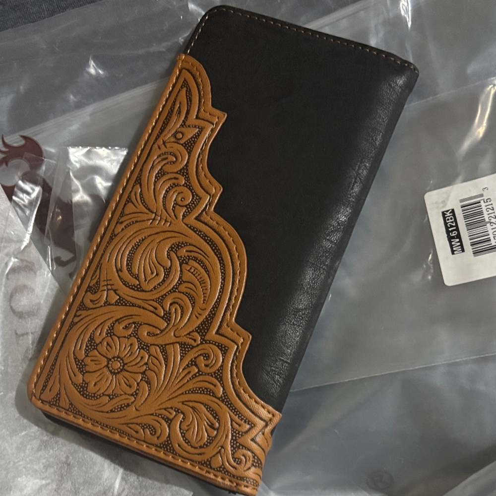Montana West Black and Tan Tooled Leather Money Clip